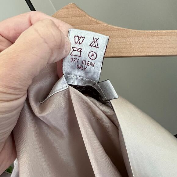 Vtg Adrianna Papell Shell Tank Tunic 100% silk sleeveless Beige Women's Medium - Picture 3 of 16